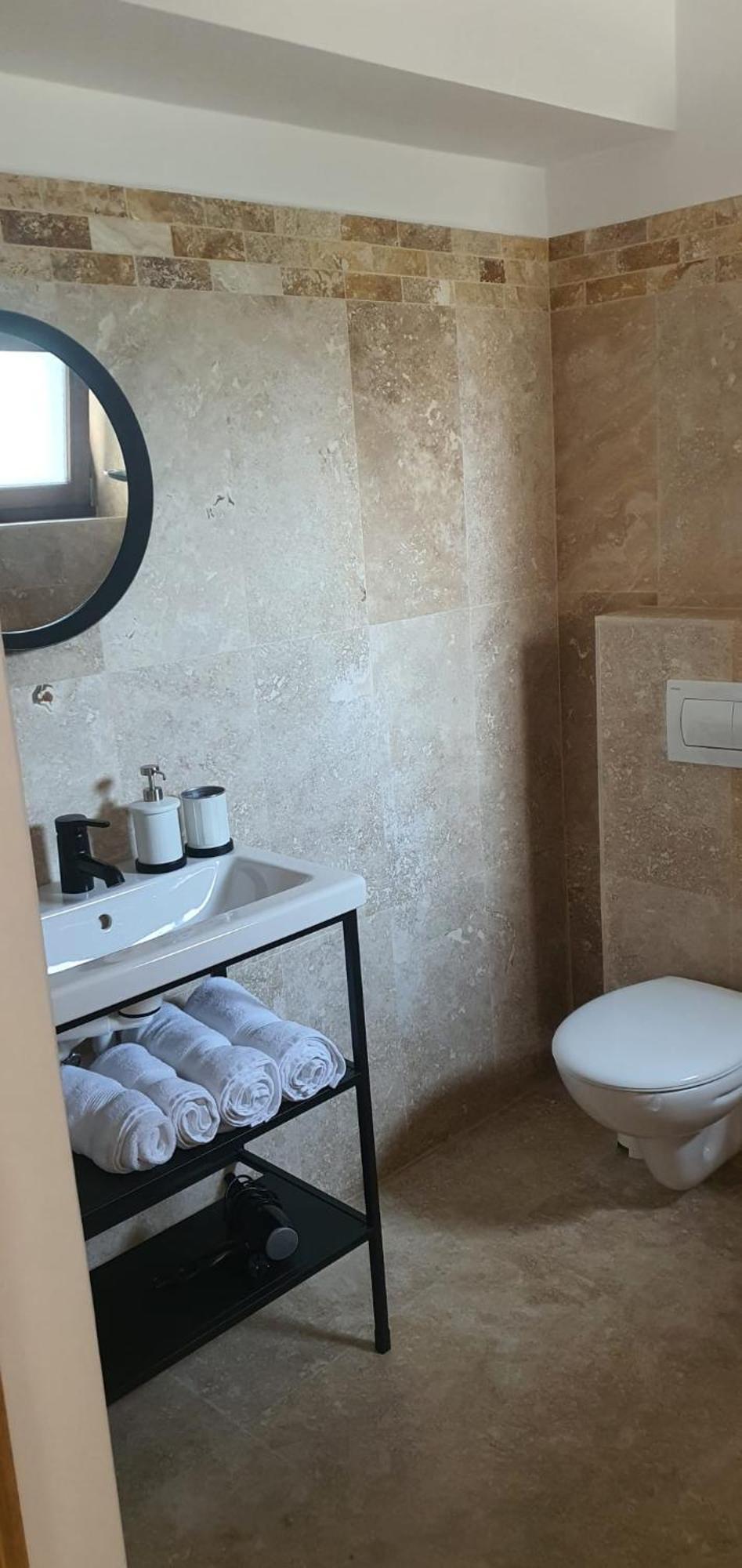 Ferienwohnung Old Town Apartament Targoviste Zimmer foto