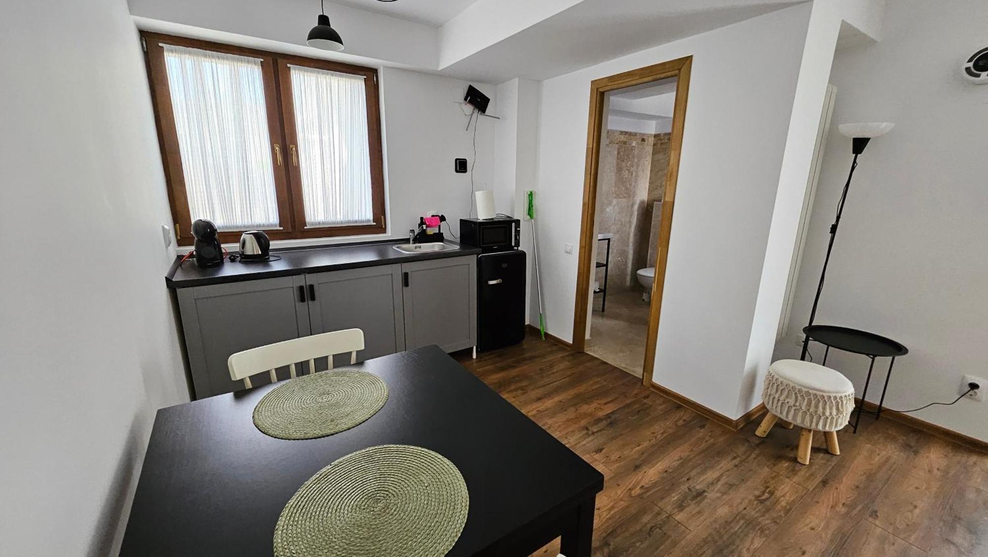Ferienwohnung Old Town Apartament Targoviste Exterior foto